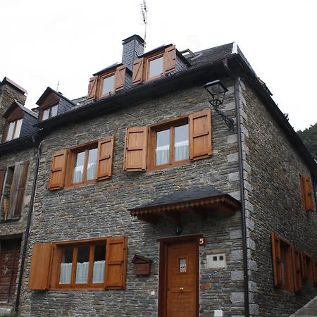 Apartamentos Valle De Aran Mont Zewnętrze zdjęcie